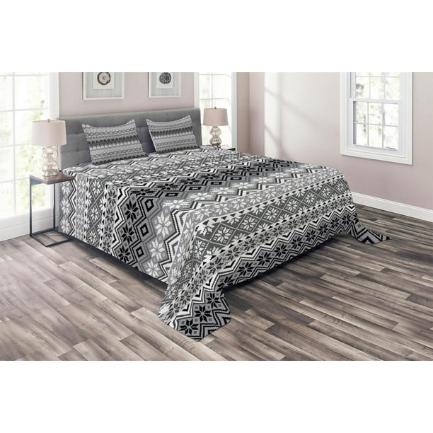 Grey Quilted Coverlet /& Pillow Shams Set Nordic Snowflake Pattern Print